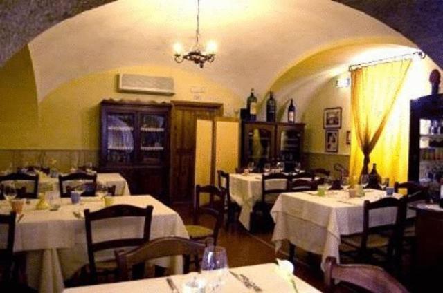 Tavernola - Locanda Di Campagna Battipaglia Exterior foto